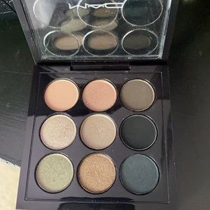 MAC Cosmetics Smoky Metallic Eyeshadows